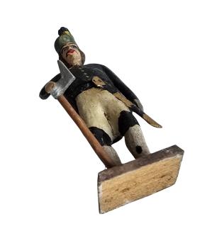 Grulich nativity figure, Miner with axe, ca. 1900 (7 cm)