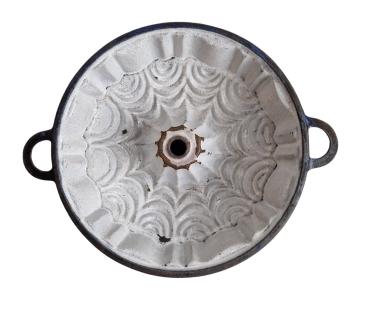 Vintage cast iron baking pan