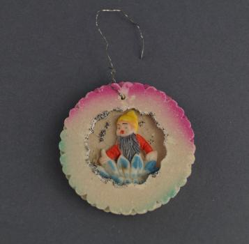 Cardboard ornament with Dwarf / Gnome, ca. 1940
