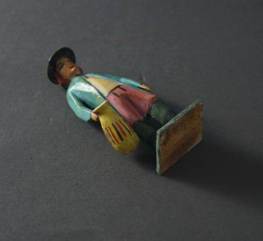 Grulich nativity figure - "Man with Jug" (7 cm)