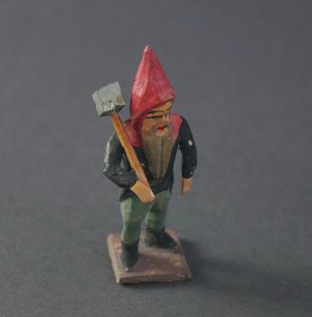 Grulich nativity figure - "Gnome with Hammer" (6 cm)