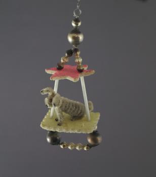Gablonzer Ornament mit Chenille Hund ~ 1930