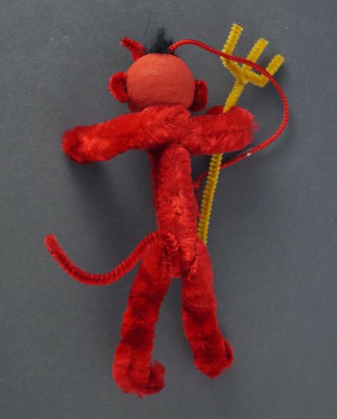 Chenille Krampus