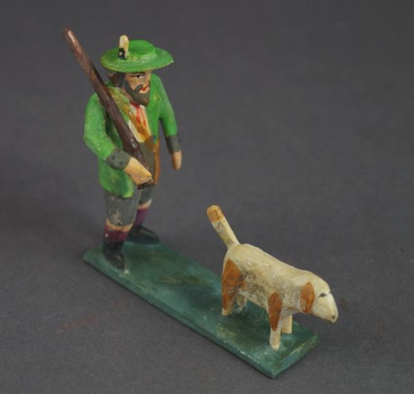 Grulicher Krippenfigur "Jäger mit Jagdhund " (7 cm)