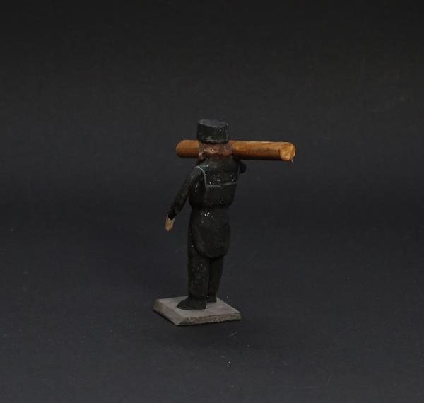 Grulicher Krippenfigur " Bergmann mit Holz " (7 cm)