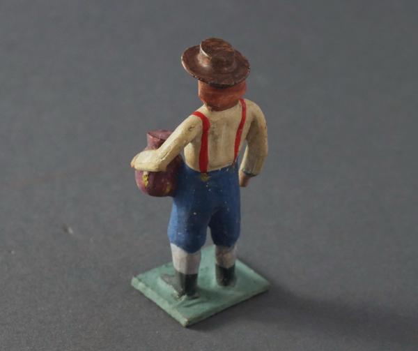 Grulich nativity figure - "Man with Jug" (7 cm)