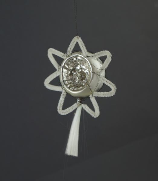 Indent Star Comet - Wire Wrapped Christmas Ornament Spun Glass Tail