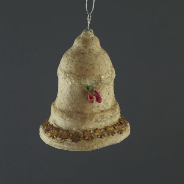 Spun Cotton Bell with red berries, ca. 1900