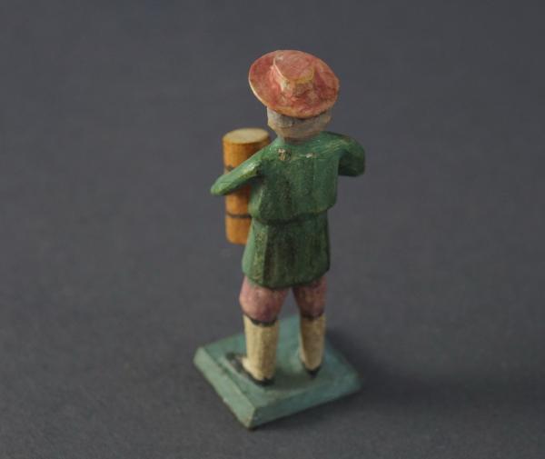 Grulich nativity figure "Man with Crock"  (5 cm)