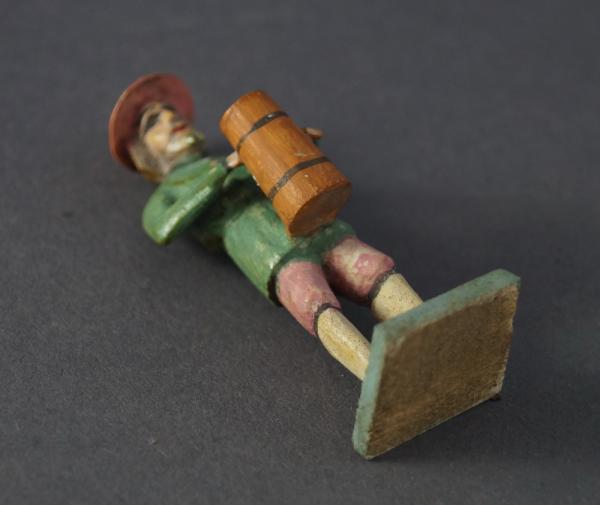 Grulich nativity figure "Man with Crock"  (5 cm)