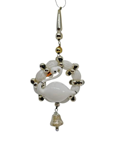 Gablonzer Glasornament,  Schwan im Ring, ~ 1920