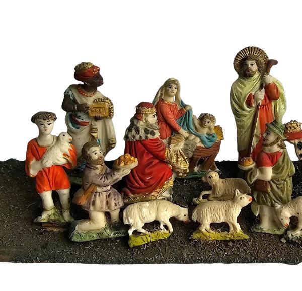 Nativity scene with 13 tragant figures and animals, ~ 1880