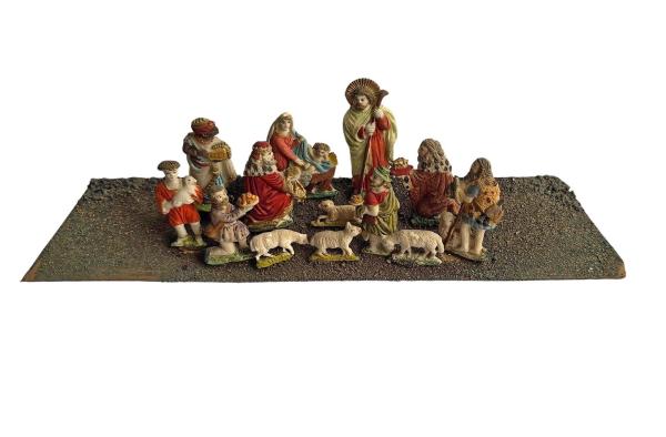 Nativity scene with 13 tragant figures and animals, ~ 1880