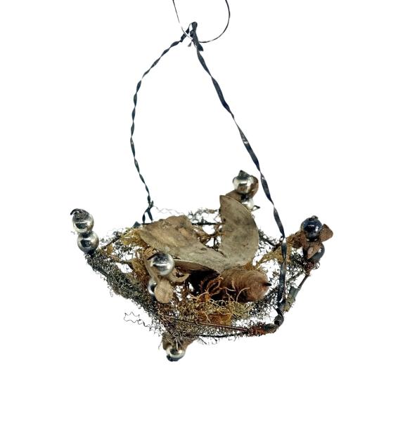 Sebnitz Ornament, Bird in the nest, ca. 1880/1900