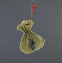 Candy Bag aus Krepppapier mit Engel Oblate ~ 1920